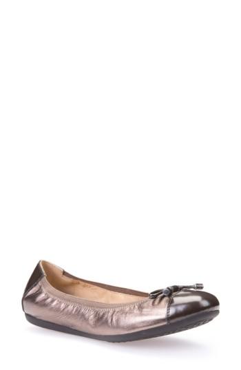 Women's Geox Lola Fit Cap Toe Ballet Flat Eu - Metallic