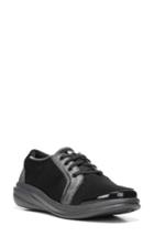 Women's Bzees Capri Sneaker M - Black