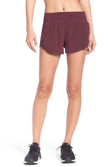 Women's Zella Runaround Compact Shorts - Burgundy