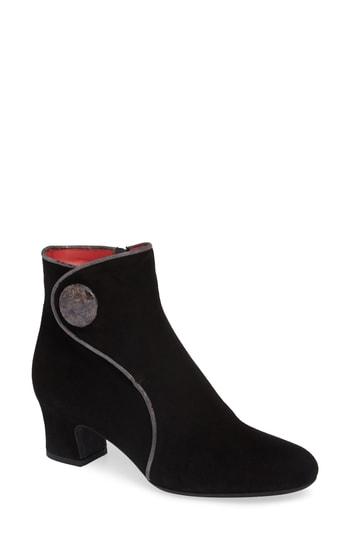 Women's Pas De Rouge Alfa Button Bootie Us / 35eu - Black