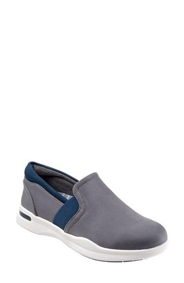 Women's Softwalk 'vantage' Slip-on Sneaker M - Grey