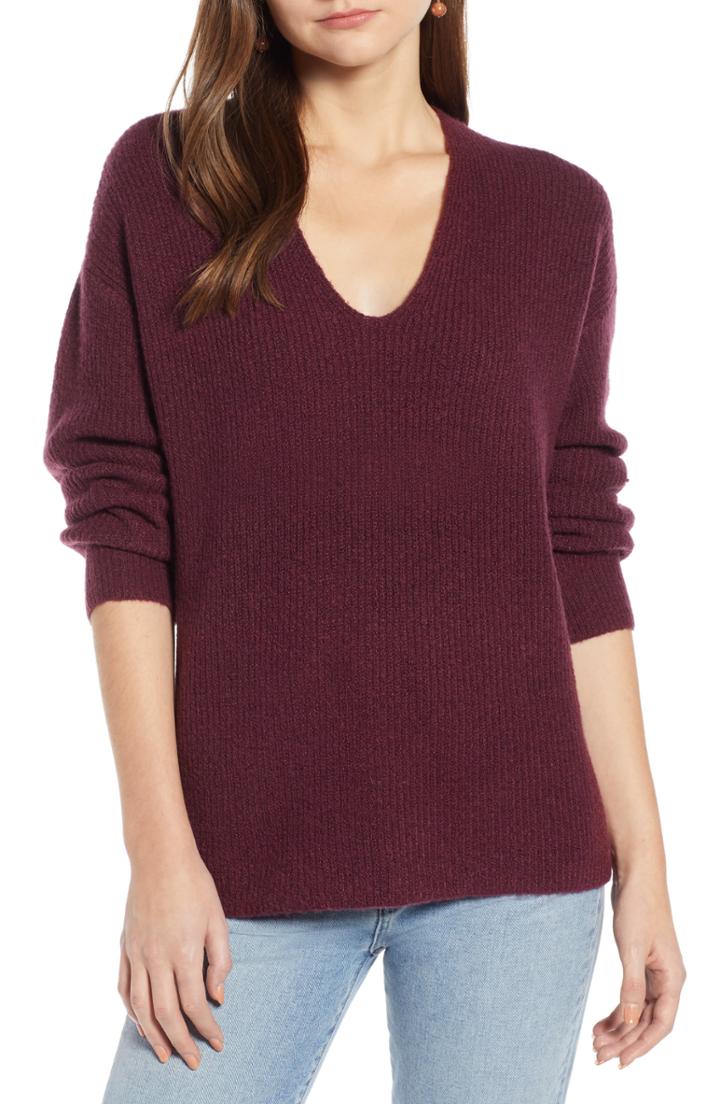 Women's Something Navy V-neck Sweater - Burgundy