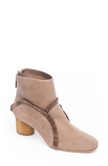 Women's Bernardo Footwear Ingrid Bootie M - Beige