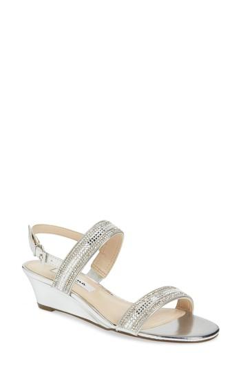 Women's Nina Florece Wedge Sandal .5 M - Metallic