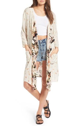 Women's Band Of Gypsies Poinsettia Floral Kimono - Ivory
