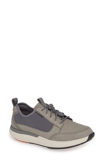 Women's Clarks Un Cruise Tie Sneaker