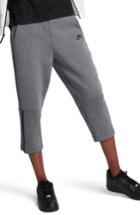 Women's Nike Capri Sweatpants - Grey
