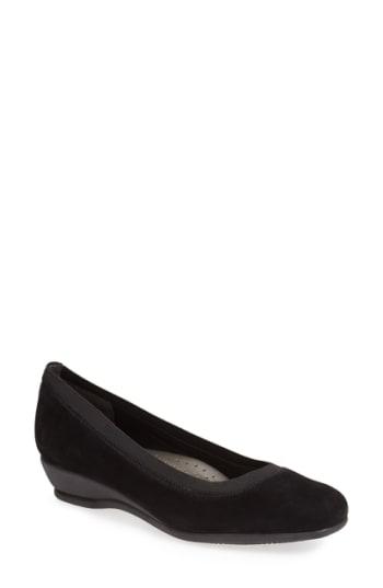 Women's Trotters 'lansing' Pump