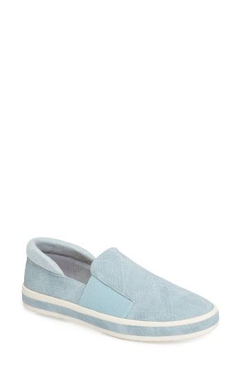 Women's Bella Vita Switch Ii Slip-on Sneaker .5 N - Blue