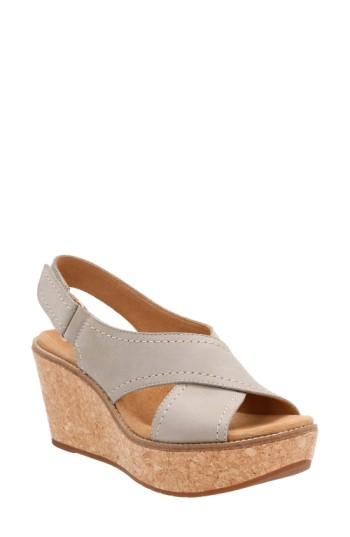 Women's Clarks Aisley Tulip Platform Sandal .5 M - Green