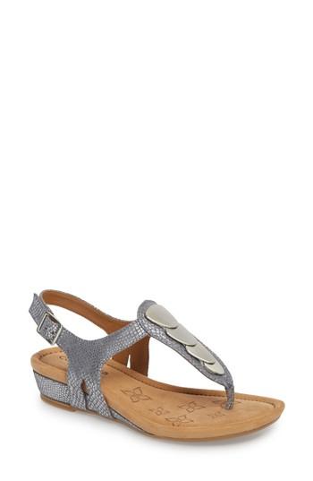 Women's Comfortiva Summit Wedge Sandal .5 M - Metallic