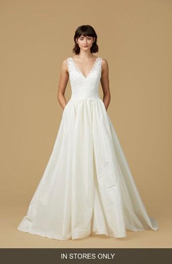 Women's Nouvelle Amsale Devra Ballgown, Size In Store Only - White