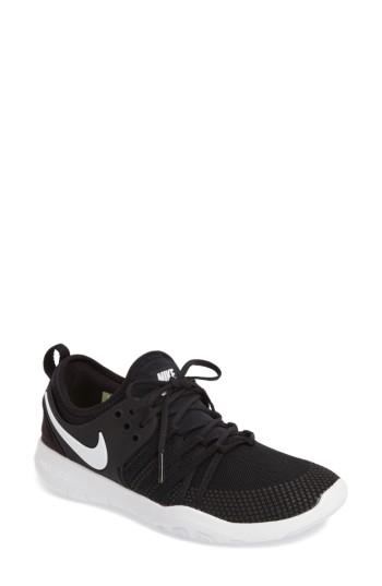 Women's Nike Free Tr 7 Training Shoe M - Black
