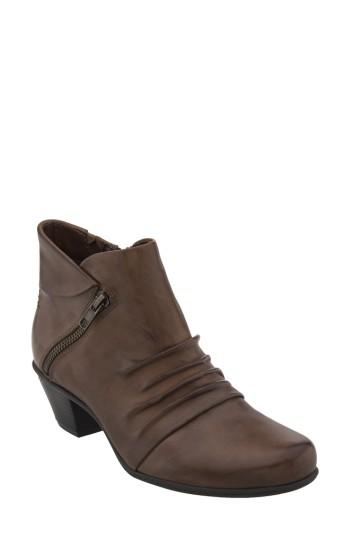 Women's Earth 'pegasus' Bootie .5 W - Brown