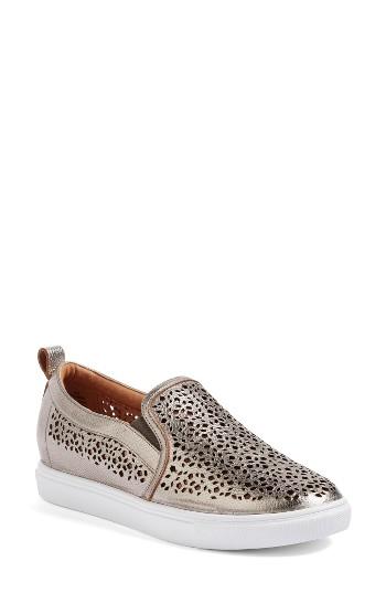 Women's Caslon Eden 2 Perforated Platform Sneaker M - Metallic