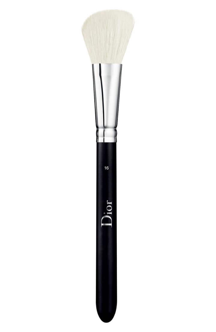 Dior No. 16 Blush Brush