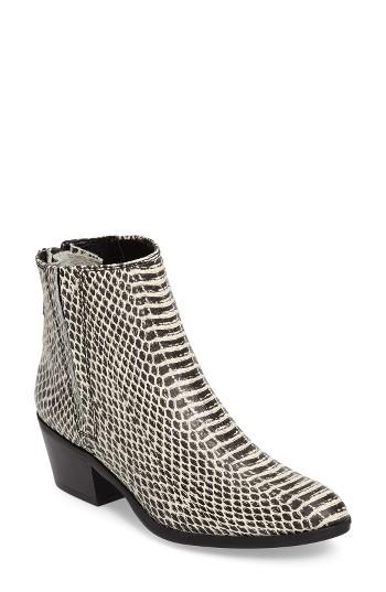 Women's Calvin Klein Phaedra Chelsea Boot M - Black