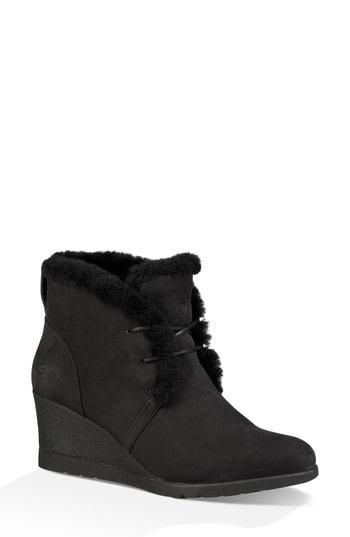 Women's Ugg Jeovana Genuine Shearling Lined Boot .5 M - Black