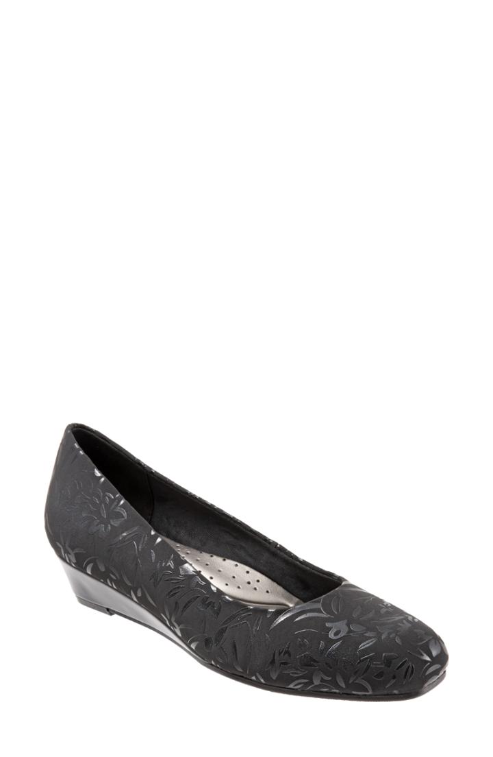 Women's Trotters 'lauren' Pump Ww - Black