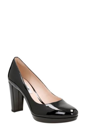Women's Clarks Kendra Sienna Almond Toe Pump M - Black