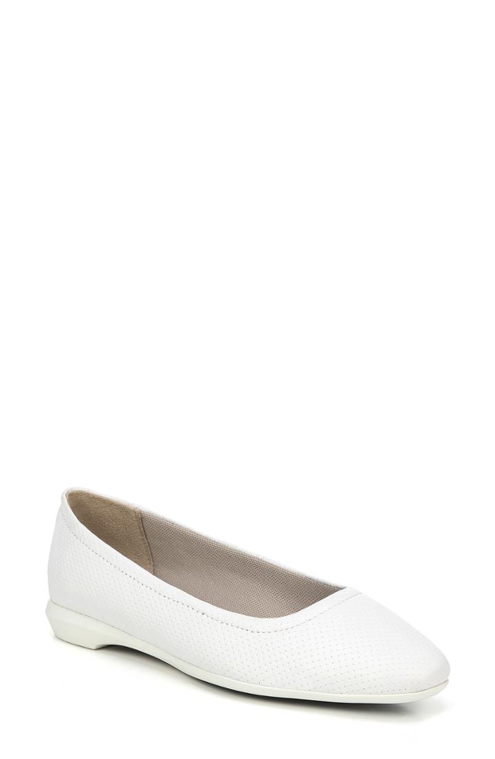 Women's Naturalizer Alya Flat M - White