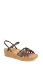 Women's Famolare Strappy Camper Sandal M - Yellow