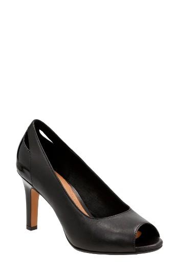 Women's Clarks Heavenly Maze Peep Toe Pump