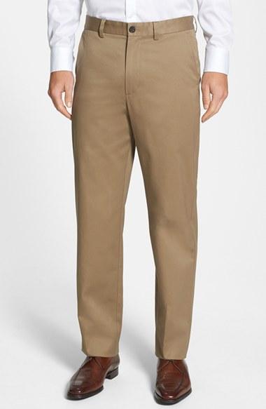Men's Nordstrom Men's Shop 'classic' Smartcare(tm) Relaxed Fit Flat Front Cotton Pants X 30 - Beige (online Only)