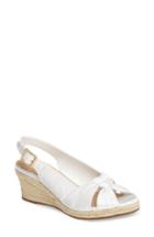 Women's Bella Vita Seraphina Ii Espadrille Wedge Sandal .5 M - White