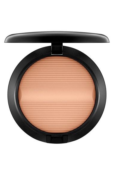 Mac 'studio Sculpt' Defining Powder - Medium Deep