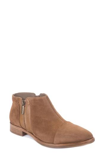 Women's Italeau Pizzoli Water-resistant Bootie Us / 36eu - Beige