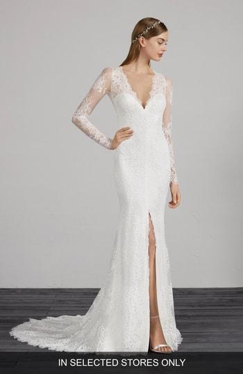 Women's Pronovias Marsella Lace Trumpet Gown