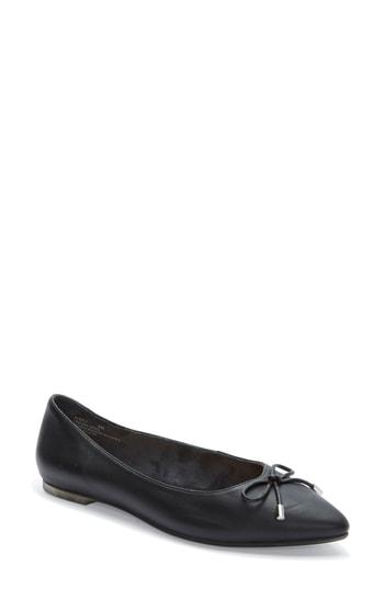 Women's Me Too Alisia Pointy Toe Flat .5 M - Black