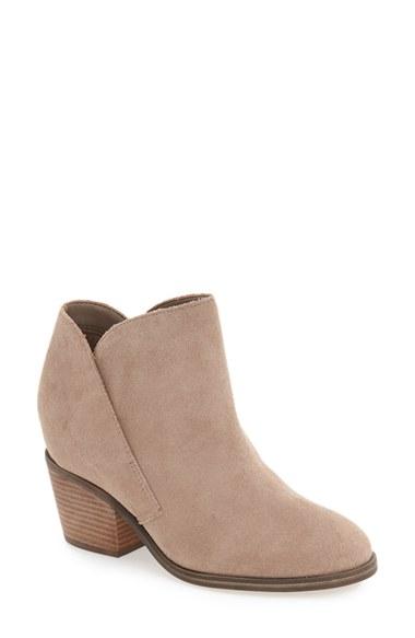 Women's Jessica Simpson Tandra Bootie M - Brown