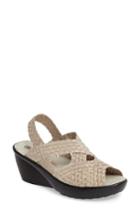 Women's Bernie Mev. Fresh Brighten Sandal Us / 39eu - Beige