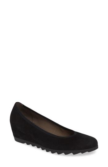 Women's Gabor Sachetto Wedge Pump .5 M - Black