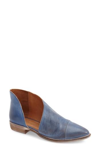Women's Free People 'royale' Pointy Toe Flat .5us / 39eu - Blue