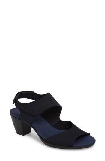 Women's Munro Fabiana Sandal .5 M - Blue
