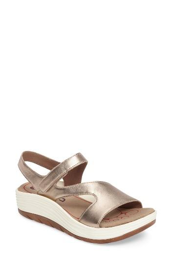 Women's Bionica Cybele Platform Sandal M - Metallic