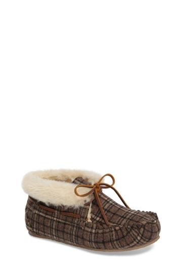 Women's Minnetonka Chrissy Faux Fur Lined Slipper M - Brown