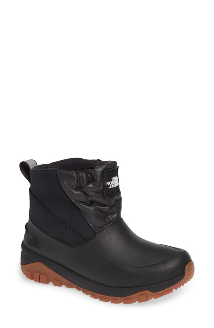 Women's The North Face Yukiona Waterproof Ankle Boot M - Black
