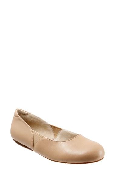 Women's Softwalk 'norwich' Flat .5 N - Beige