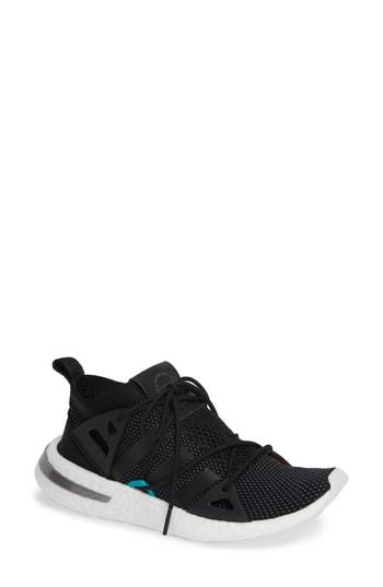 Women's Adidas Arkyn Sneaker M - Black