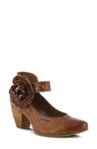 Women's L'artiste Tosha Pump .5-7us / 37eu - Brown