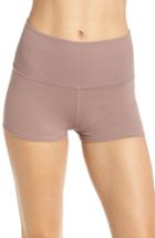 Women's Alo Aura High Waist Shorts - Pink
