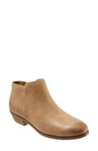 Women's Softwalk 'rocklin' Bootie .5 Ww - Brown