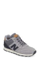 Women's New Balance 696 Sneaker .5 B - Grey