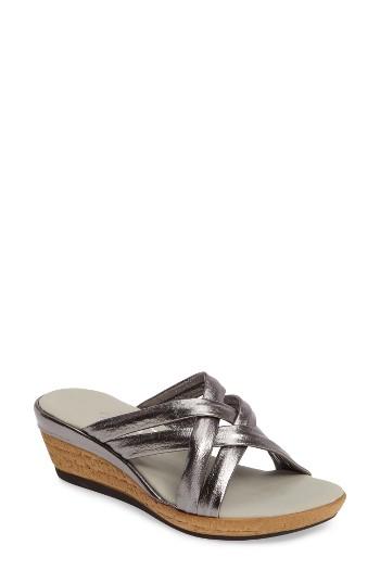 Women's Onex Camy Wedge Sandal M - Metallic
