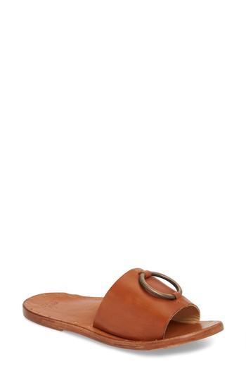 Women's Beek Cockatoo Slide Sandal M - Beige