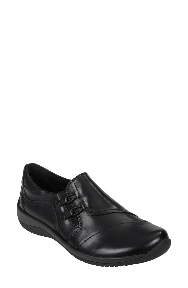Women's Earth Hawk Loafer .5 M - Black